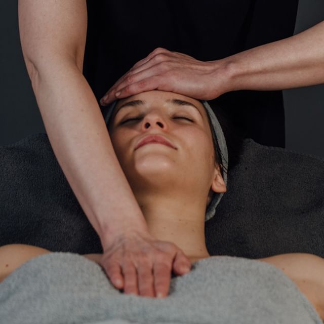kosmetika, kosmetická masáž, omlazování, neinvazivní lifting, manuální lifting, krásná pleť, péče o pleť